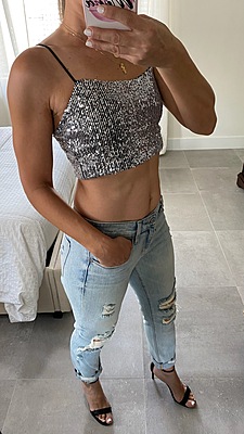 SEQUIN SPAGHETTI STRAP CROPPED TOP