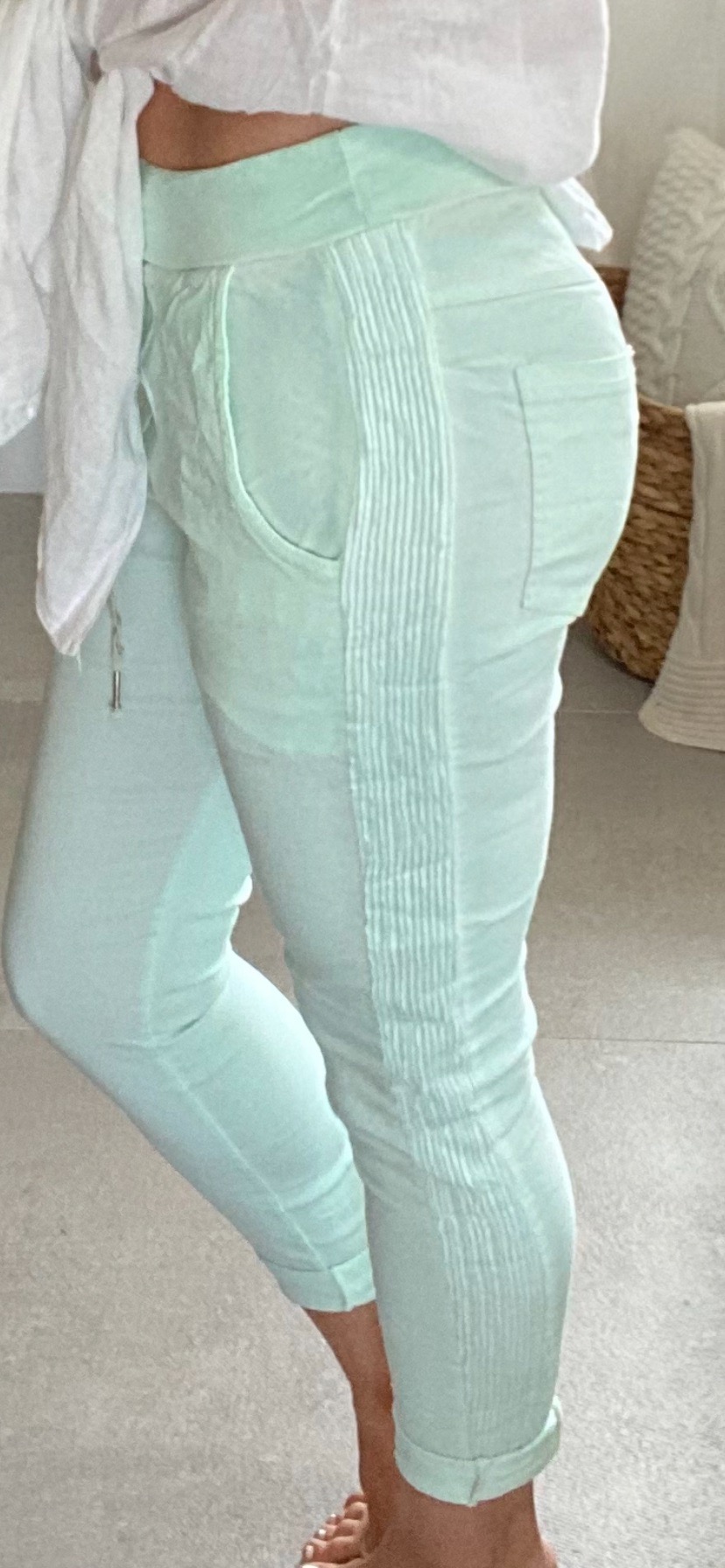 MINERAL WASH RIBBED STRETCH KNIT SIDE STRIPE DRAWSTRING CRINKLE JOGGER POCKETS MINERAL WASH RIBBED STRETCH KNIT SIDE STRIPE DRAWSTRING CRINKLE JOGGER POCKETS