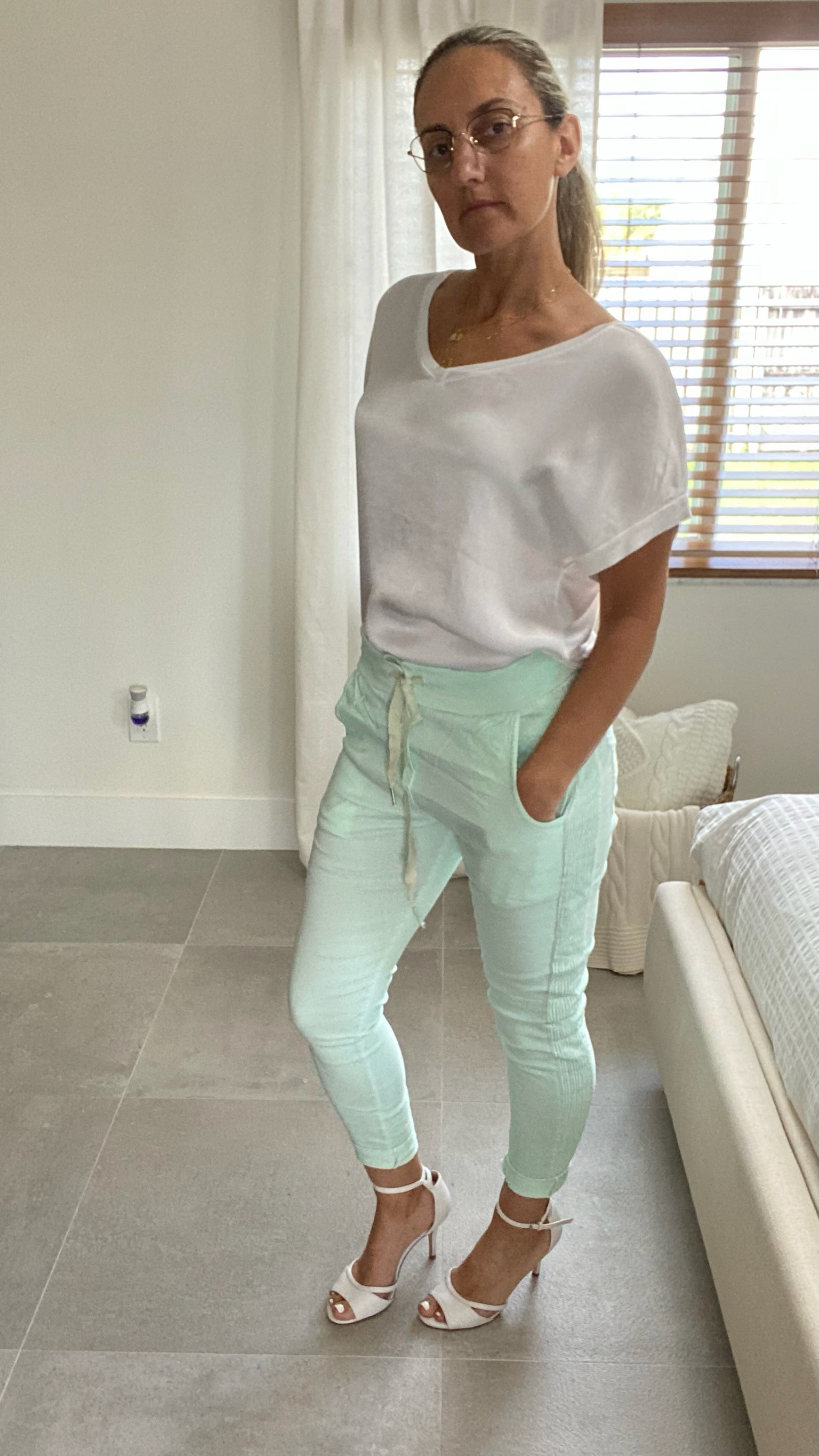 MINERAL WASH RIBBED STRETCH KNIT SIDE STRIPE DRAWSTRING CRINKLE JOGGER POCKETS MINERAL WASH RIBBED STRETCH KNIT SIDE STRIPE DRAWSTRING CRINKLE JOGGER POCKETS