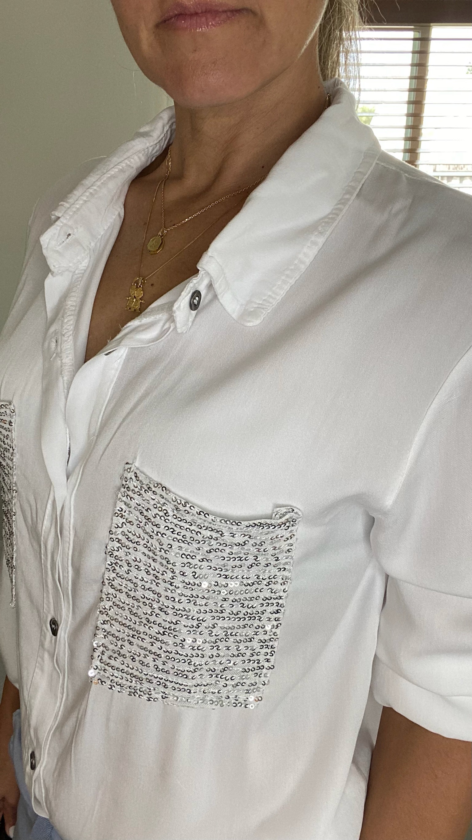 LONG BUTTON DOWN TOP W/SEQUIN POCKETS AND WAIST TIE DETAIL