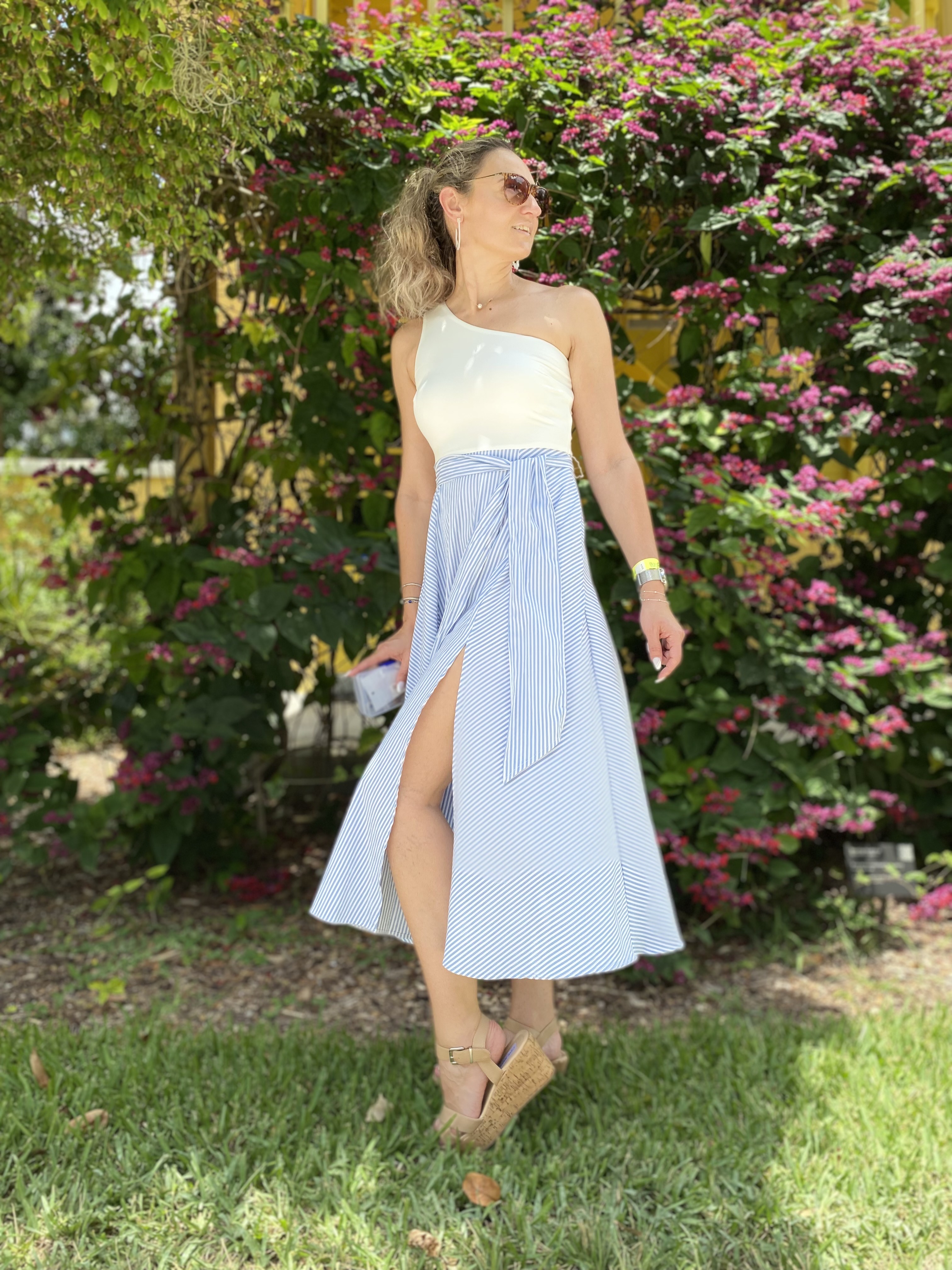 ONE SHOULDER STRETCH TOP STRIPED WOVEN SKIRT