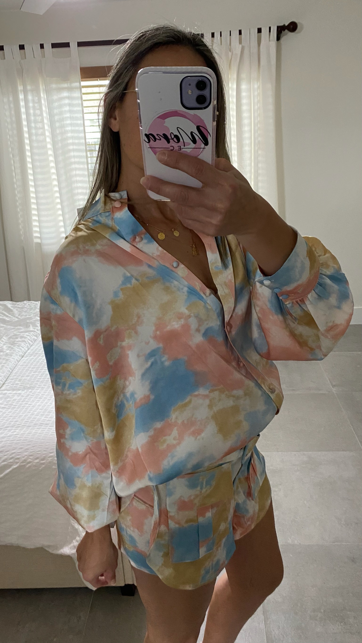 SATIN PRINTED SHIRTS AND SHORT SET. BELT INCLUDED